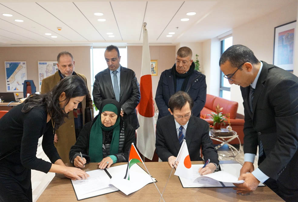 Japan signs grant contracts for four GGP projects in Palestine