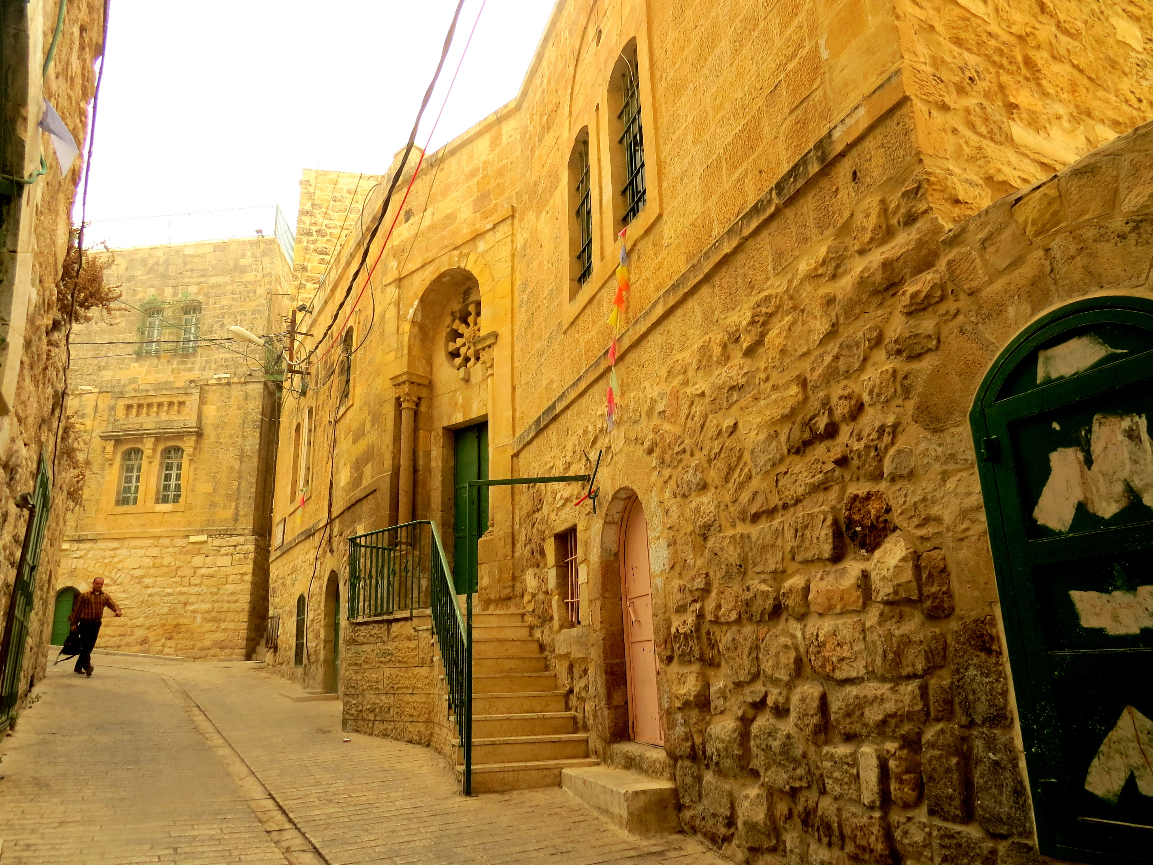 Arab News: Palestinians reject Israeli attempts to control Hebron mosque