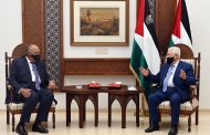 President Abbas receives Egyptian Foreign Minister, discuss latest Palestinian developments