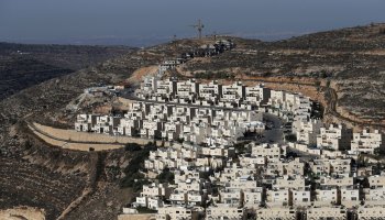 Israel government to prevent evacuation of Mitzpe Kramim settlement
