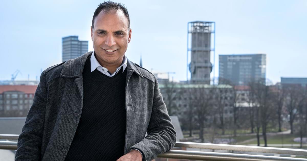 A Palestinian lawyer wins top post in the Danish Radical Party, to compete for mayor of the city of Aarhus