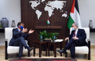PM Shtayyeh discusses ways to solve Gaza’s electricity problems with EU representative