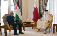 President Abbas meets Qatar’s Emir in Doha