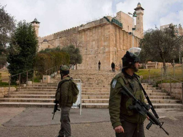 Some 100 Israeli soldiers break into Hebron’s Ibrahimi Mosque