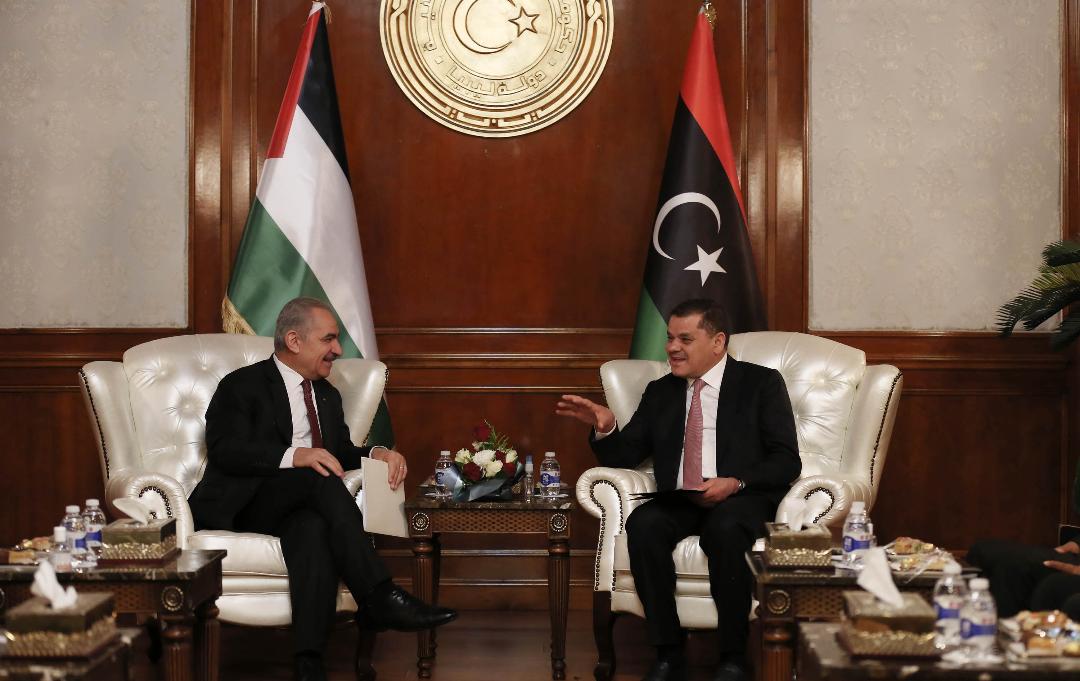 Prime Minister Shtayyeh briefs Libyan counterpart on latest political developments in Palestine