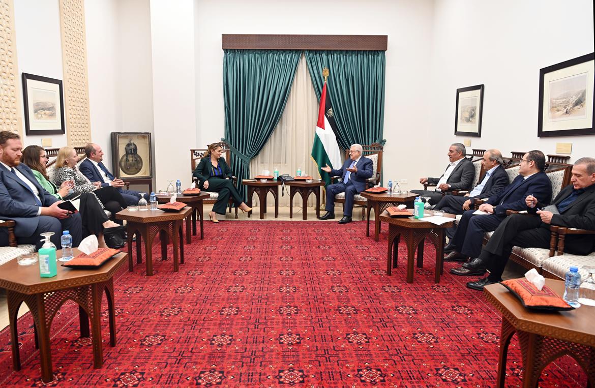 President Abbas urges US administration to act against Israeli escalation in Palestine