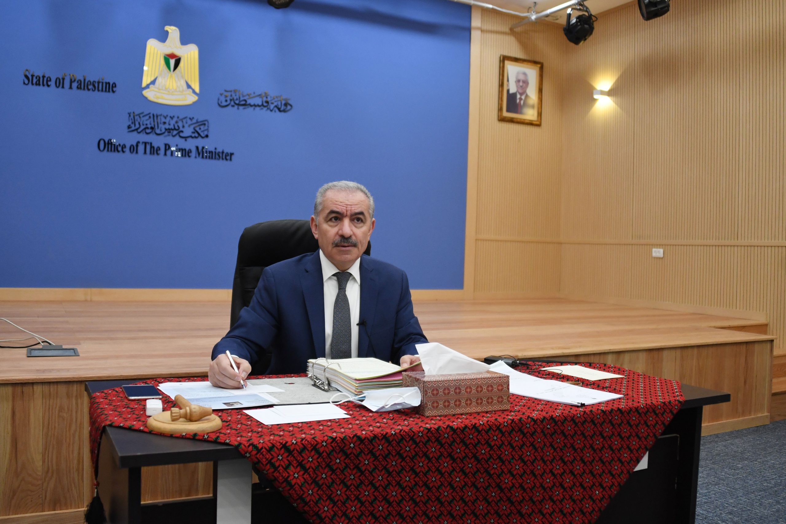 PM Shtayyeh renews call for ending double standards in applying international law