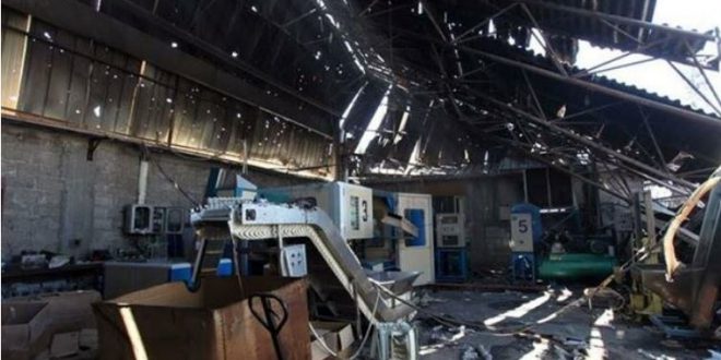 Israeli siege, assaults totally or partially affect 100 percent of Gaza factories