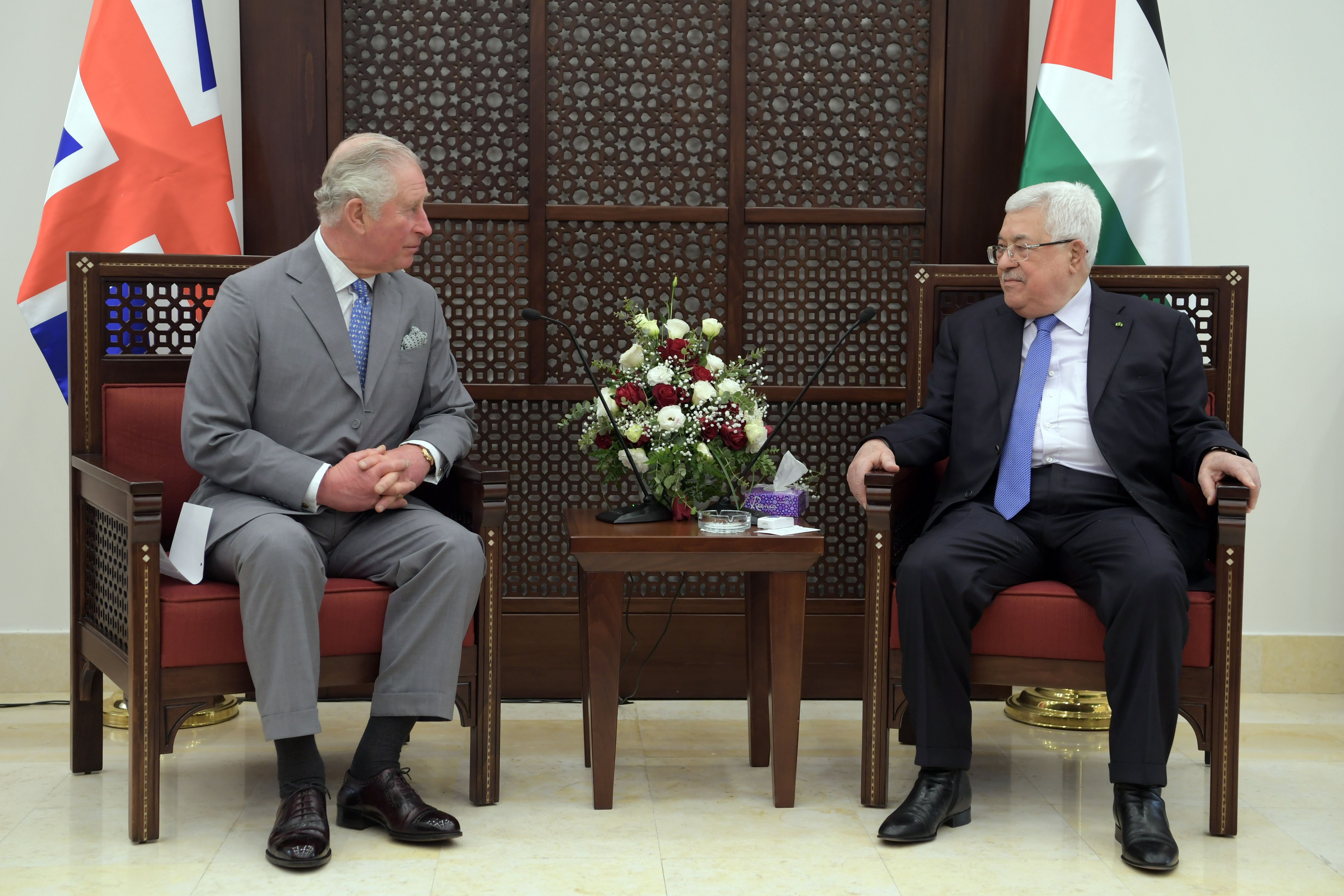 President Abbas receives Prince Charles