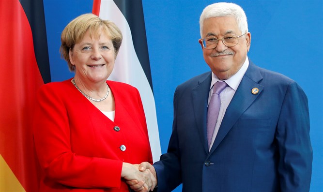 Abbas, Chancellor Merkel discuss over phone Palestinian rejection of US peace plan