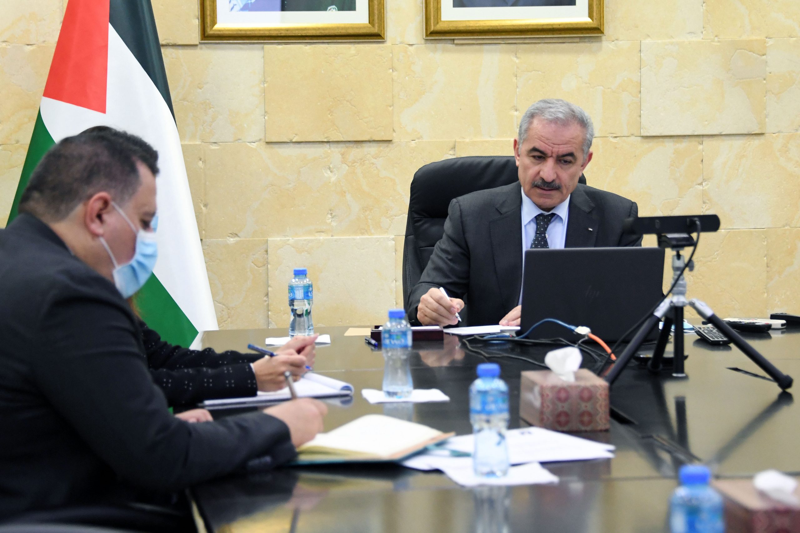 Prime Minister Shtayyeh discusses the latest political developments with a German official