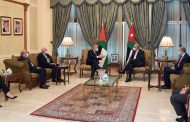 Palestinian and Jordanian premiers meet in Amman, discuss the latest developments