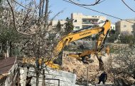 In an East Jerusalem neighborhood, Israeli occupation authorities demolish structures, raze land
