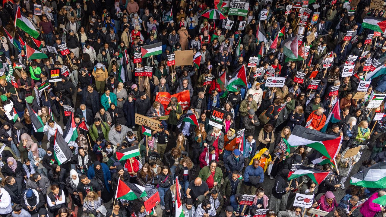 Thousands demonstrate in Geneva to protest Israel's starvation of Palestinians