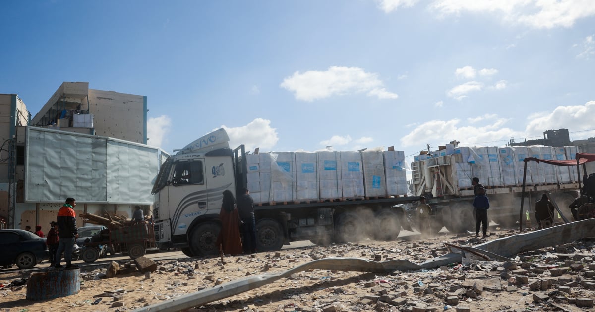 UNRWA: 6,000 aid trucks ready for Gaza, blocked by Israeli restrictions