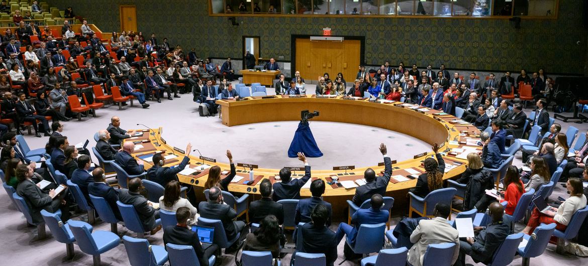 UN Security Council votes on Gaza ceasefire resolution amid worsening famine